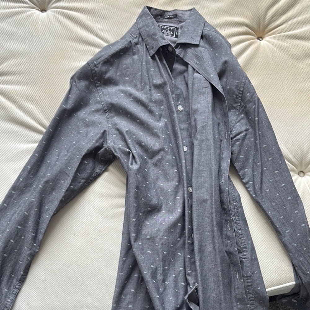 Perry Ellis Charcoal Patterned Shirt